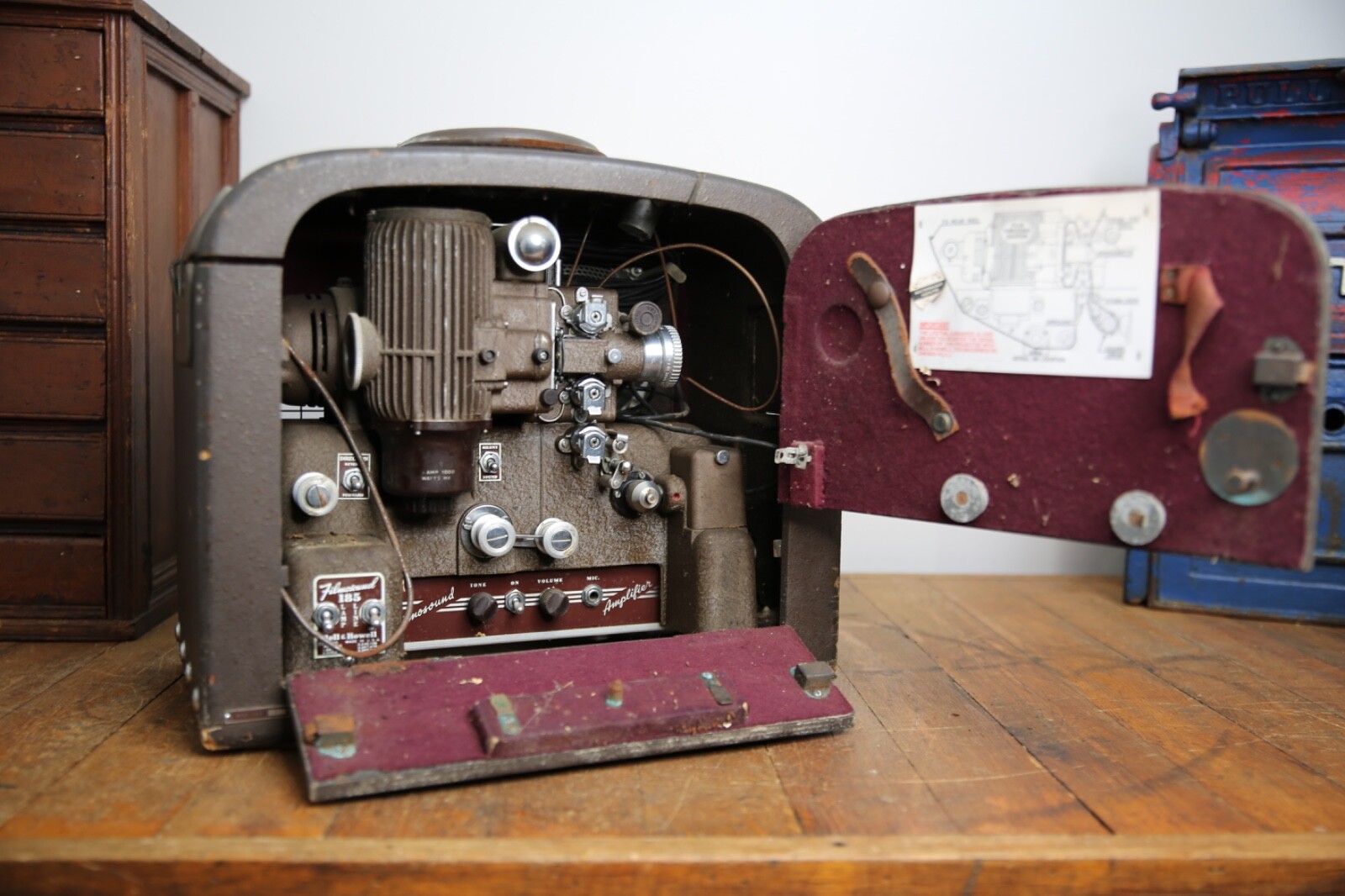 Bell Howell 16mm Filmosound 185 Projector Vintage B&H Tube Amp - Guitar Project