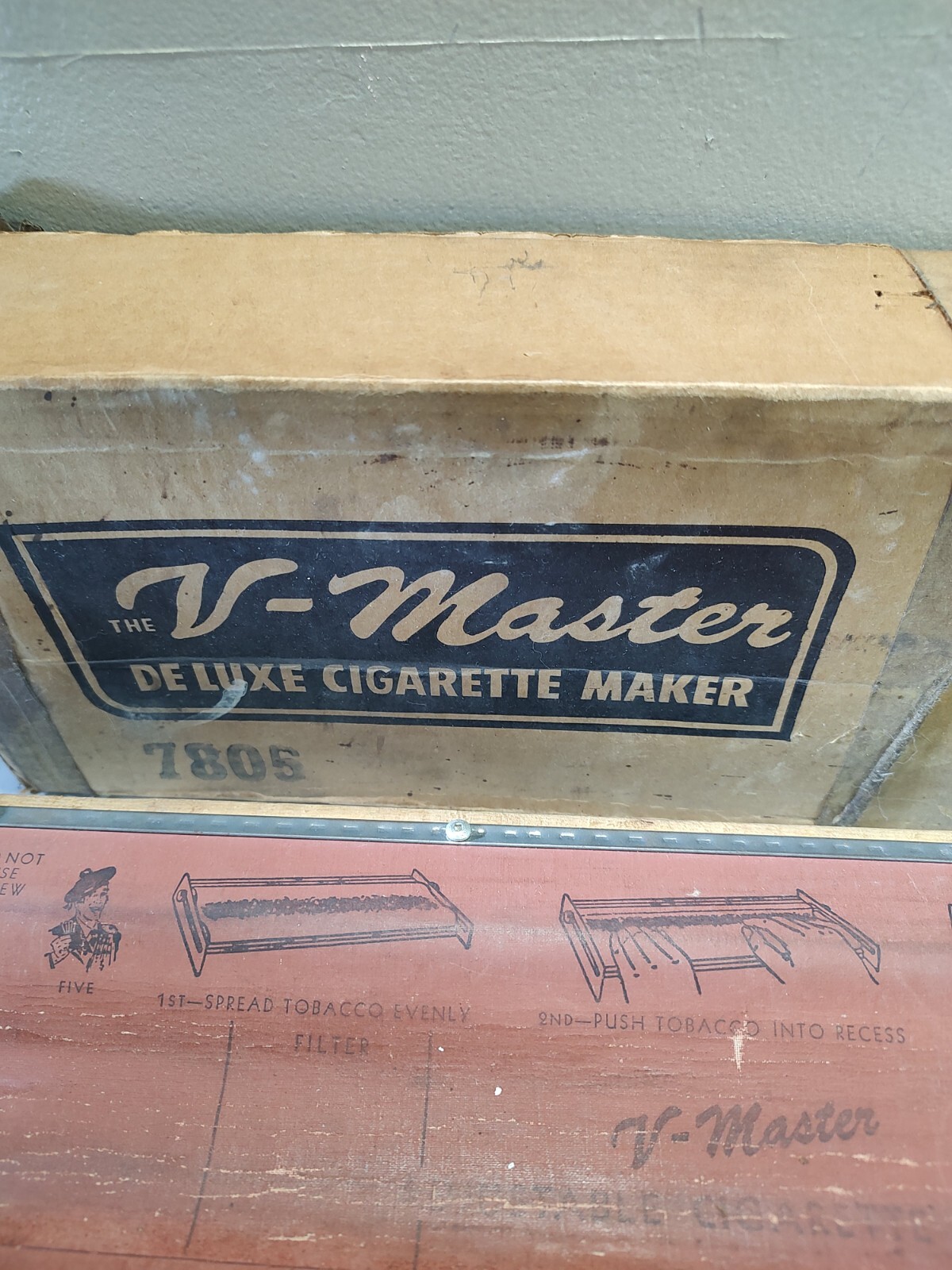 Vintage V-Master Deluxe Cigarette Maker Rolling Machine, Cigarette Papers & Box