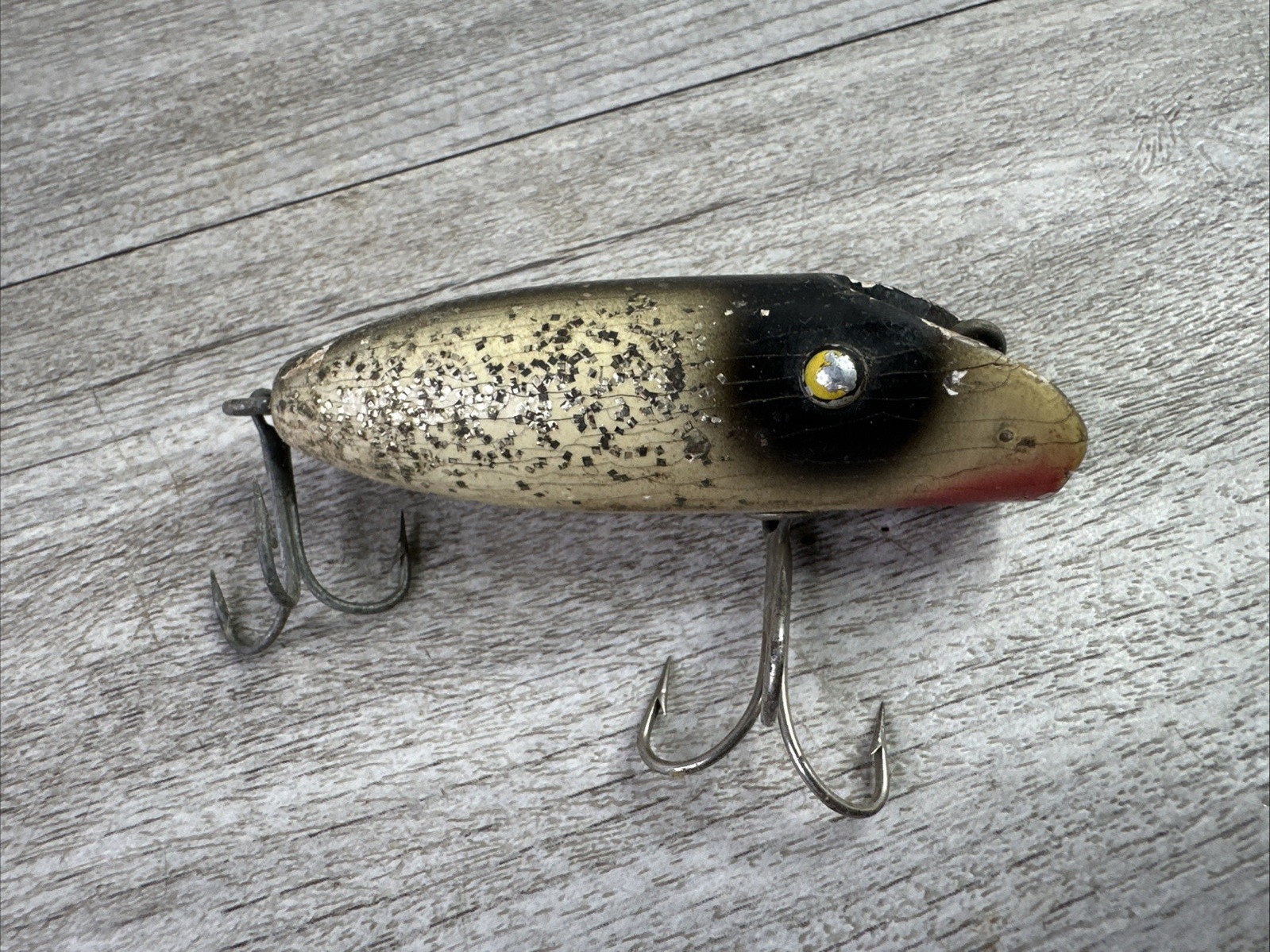 Vintage Unbranded Wooden Fishing Lure Black White Sparkle Sides Metal Eyes