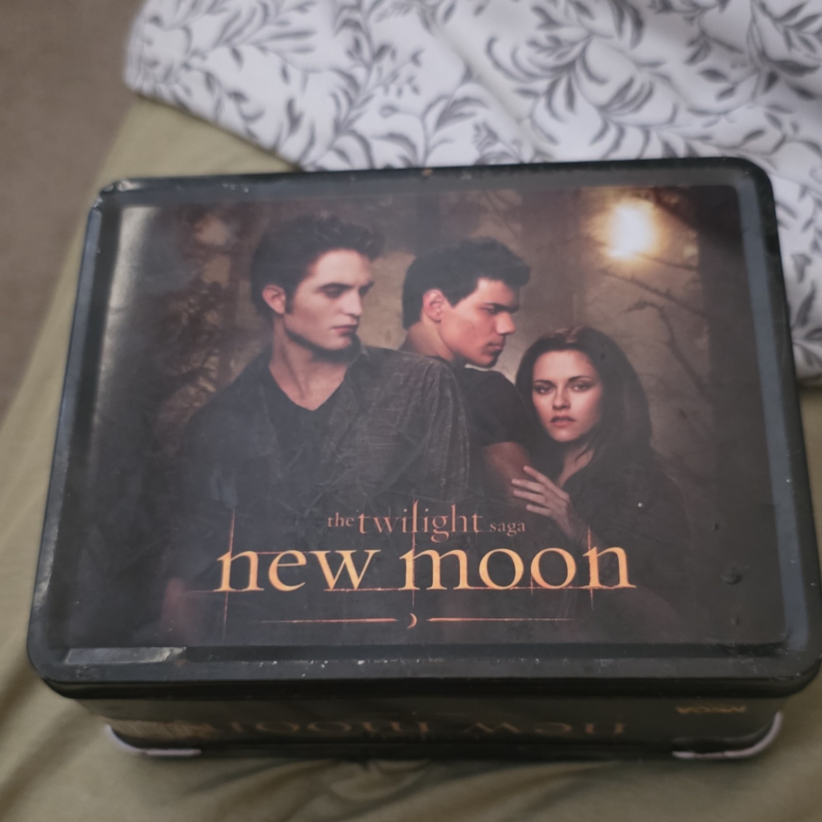The Twilight Saga New Moon Collectible Metal Lunchbox for Kids or Adults