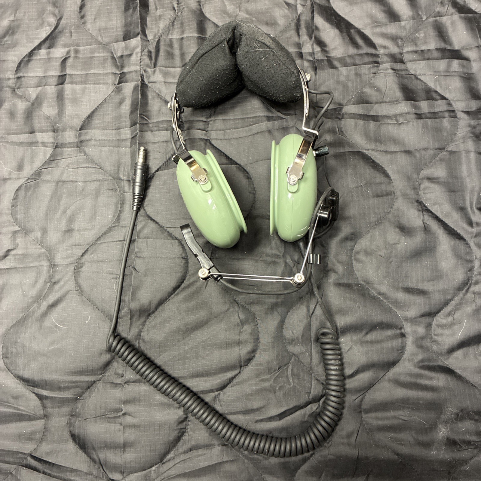 David Clark H10-76 Aviation Pilot Headset - Used - Missing Gel Ear Padding