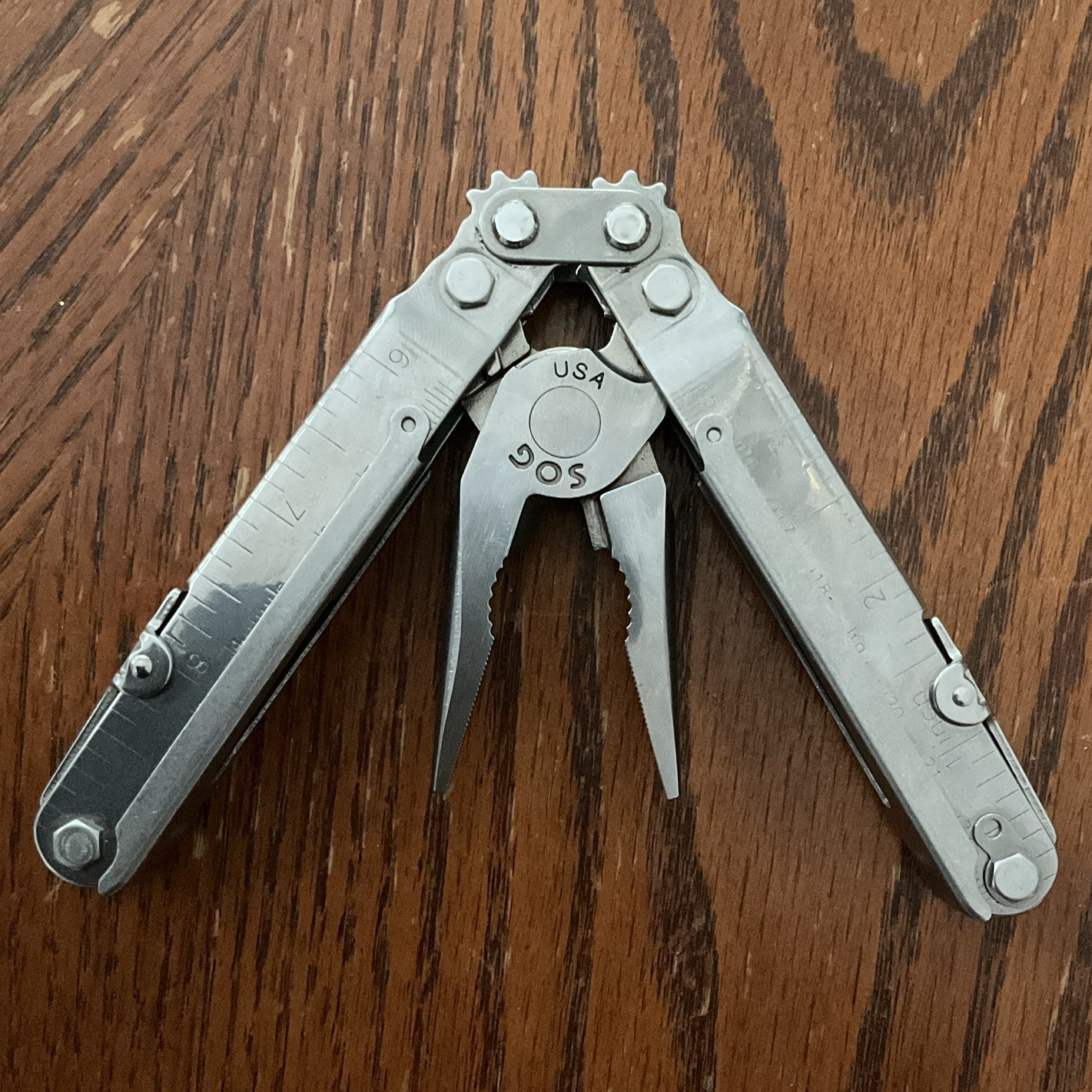 SOG USA PowerLock Stainless Steel Multi-Tool Pliers w/ Leather Sheath