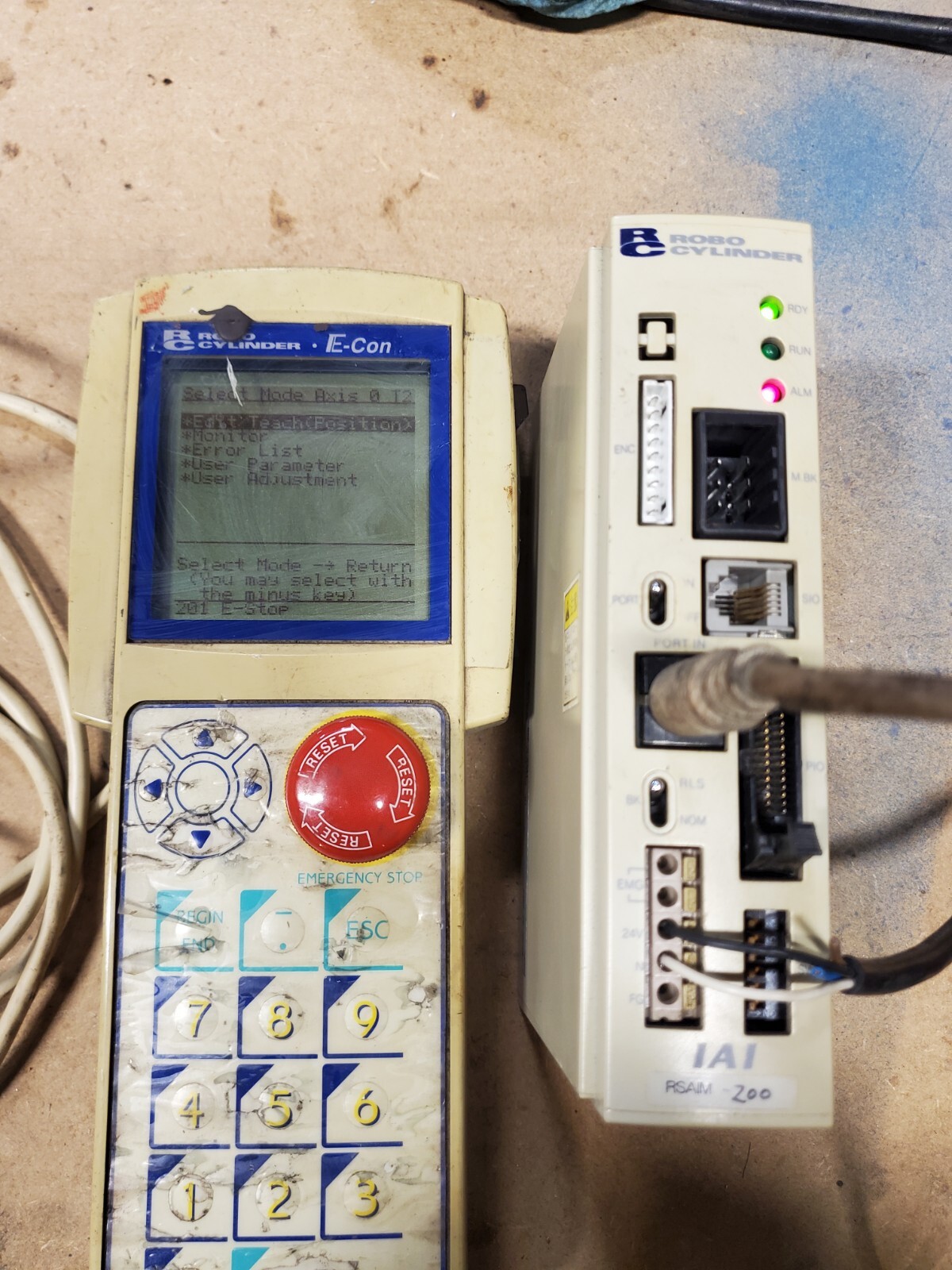 IAI Robo CylinderController & Teach Pad - Used