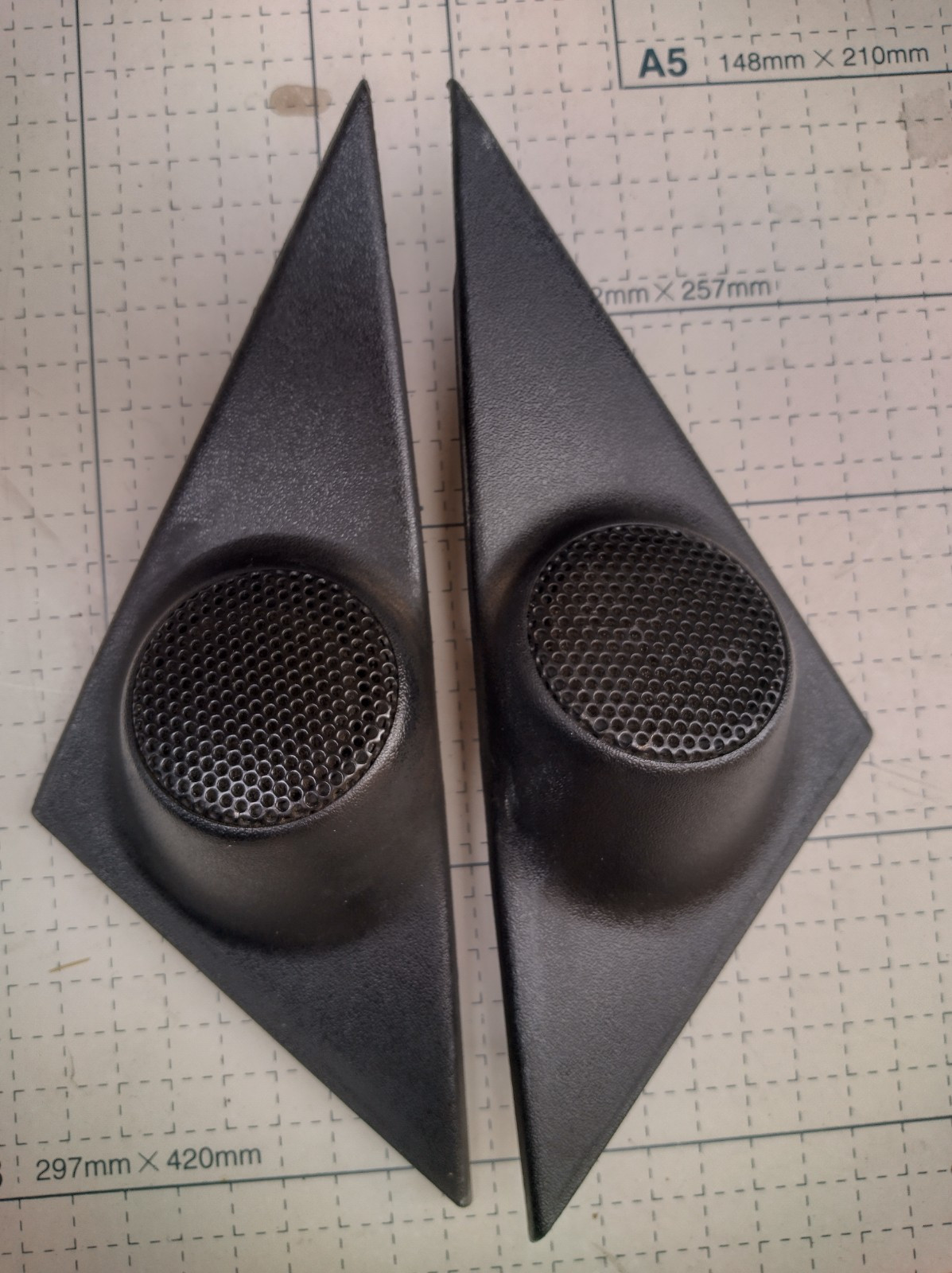 BMW PAIR DOOR TWEETERS (L & R) 65 13 1 377 687 & 688 FOR E30 325 325i M3