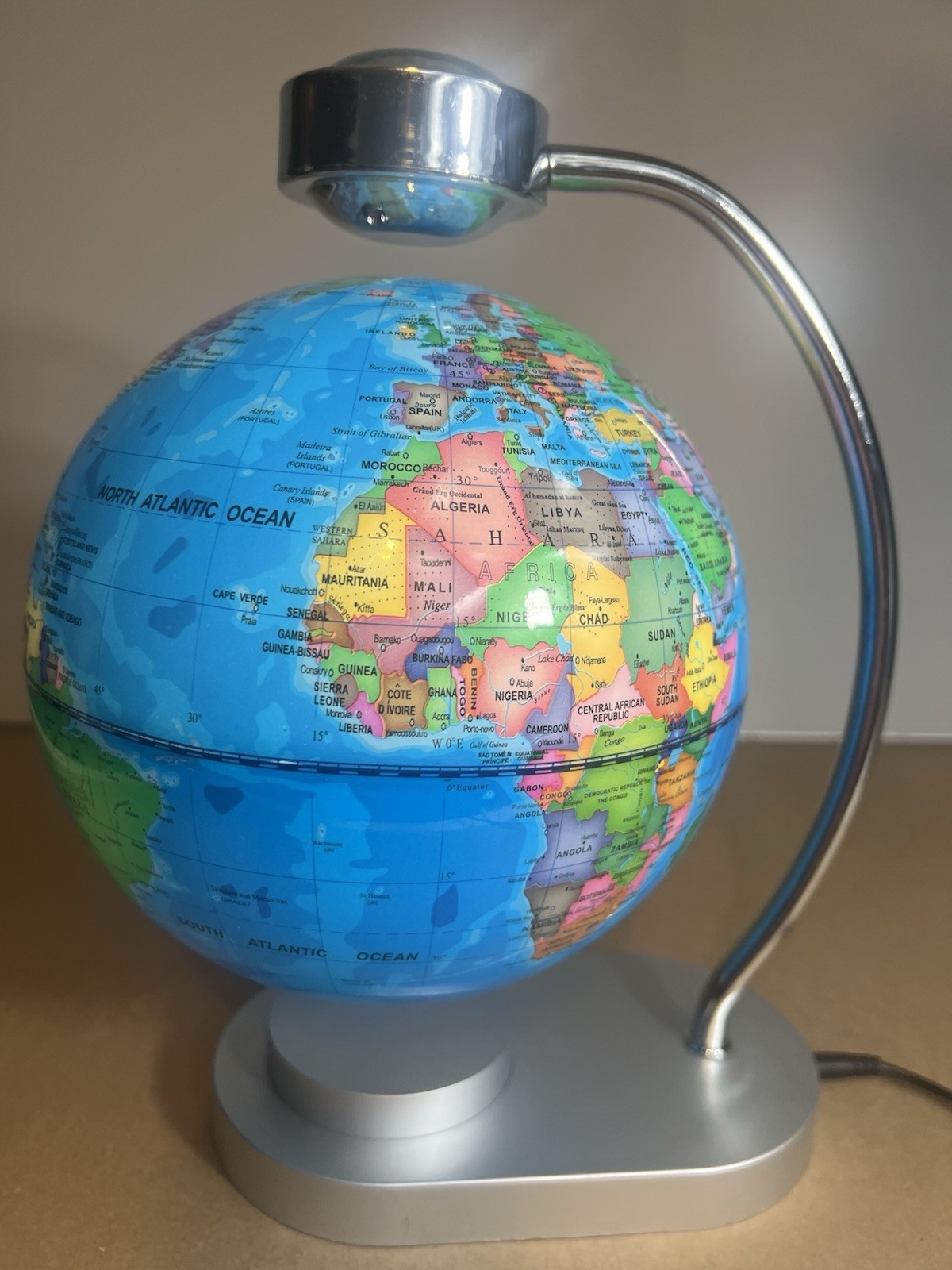 Floating Globe 8'' Magnetic Levitation Rotating Illuminated World