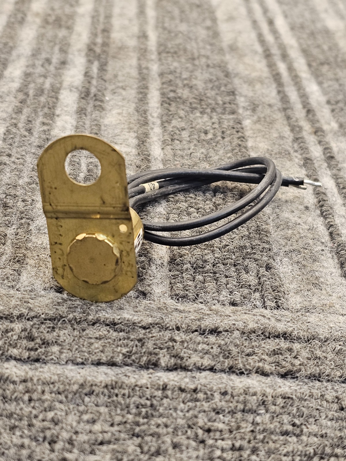 500728: Replacement Surface Mount Thermostat