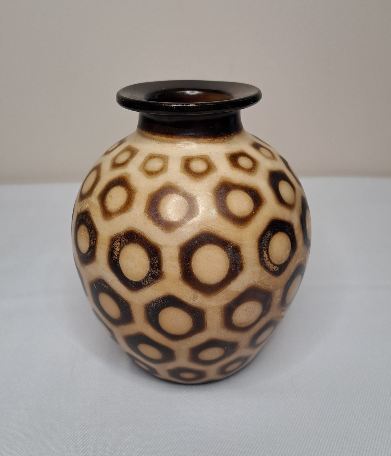 Chulucanas Pottery Vase Segundo Carmen Handmade Peru Signed 6" Folk Art