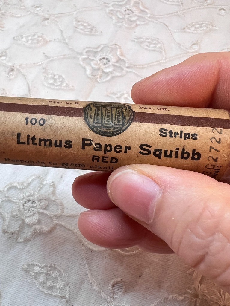 Vintage Litmus Paper Squibb Red Approx 3"L