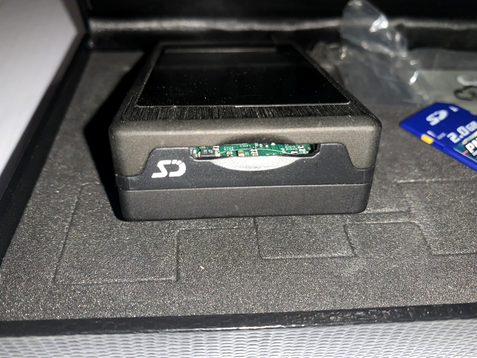 Micro DVR with LCD PV-500