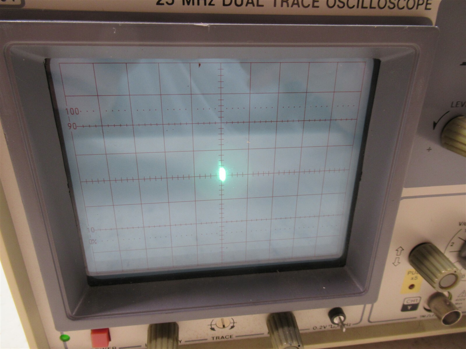 ITC Instruments 3304 25MHz Dual Trace Oscilloscope