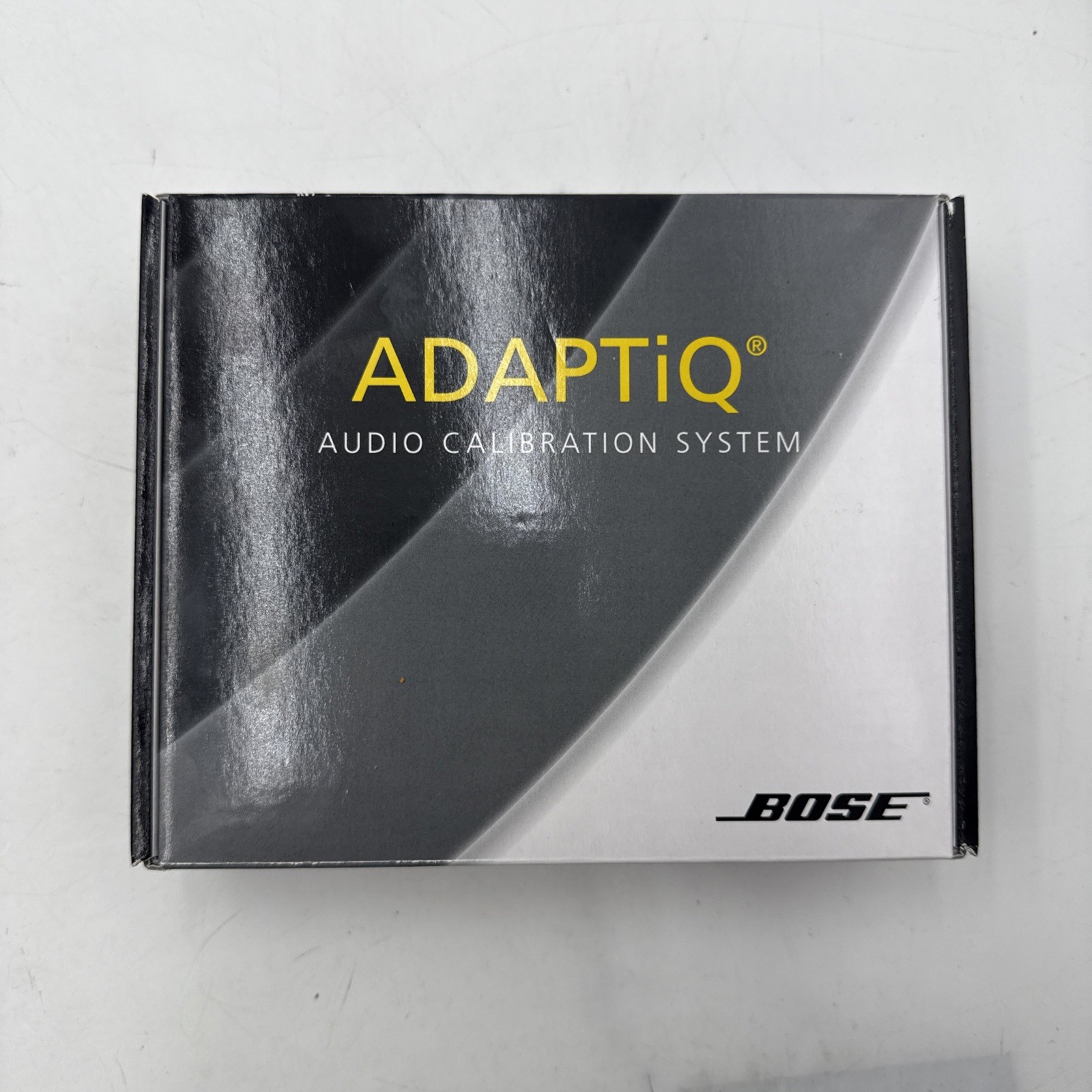 AUTHENTIC BOSE ADAPTiQ AUDIO CALIBRATION SYSTEM IN BOX - LN EX++