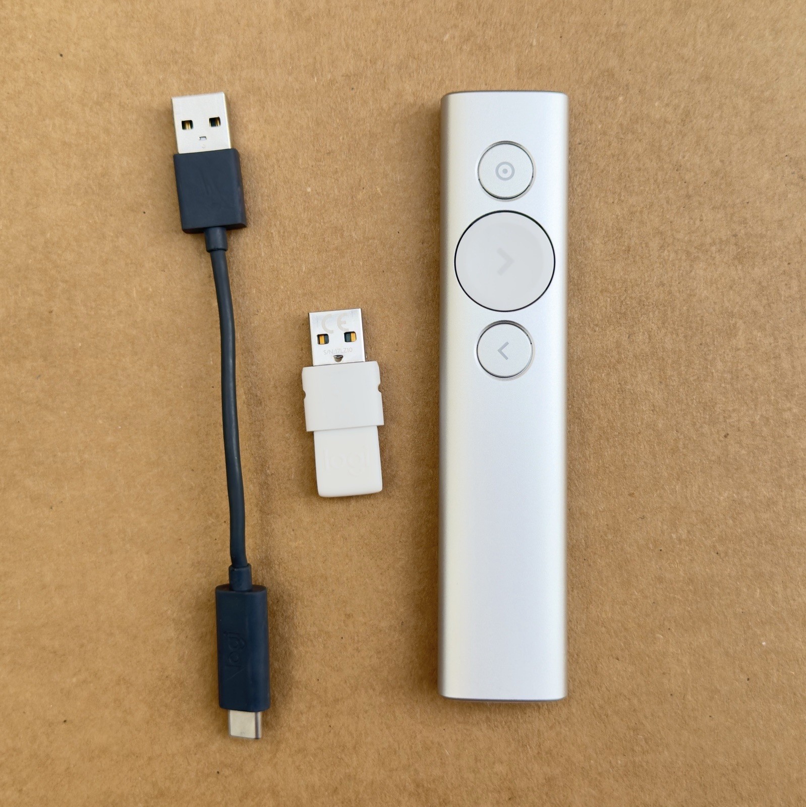 Logitech Spotlight Presentation Remote, Silver, With USB Receiver+Cable R-R0011