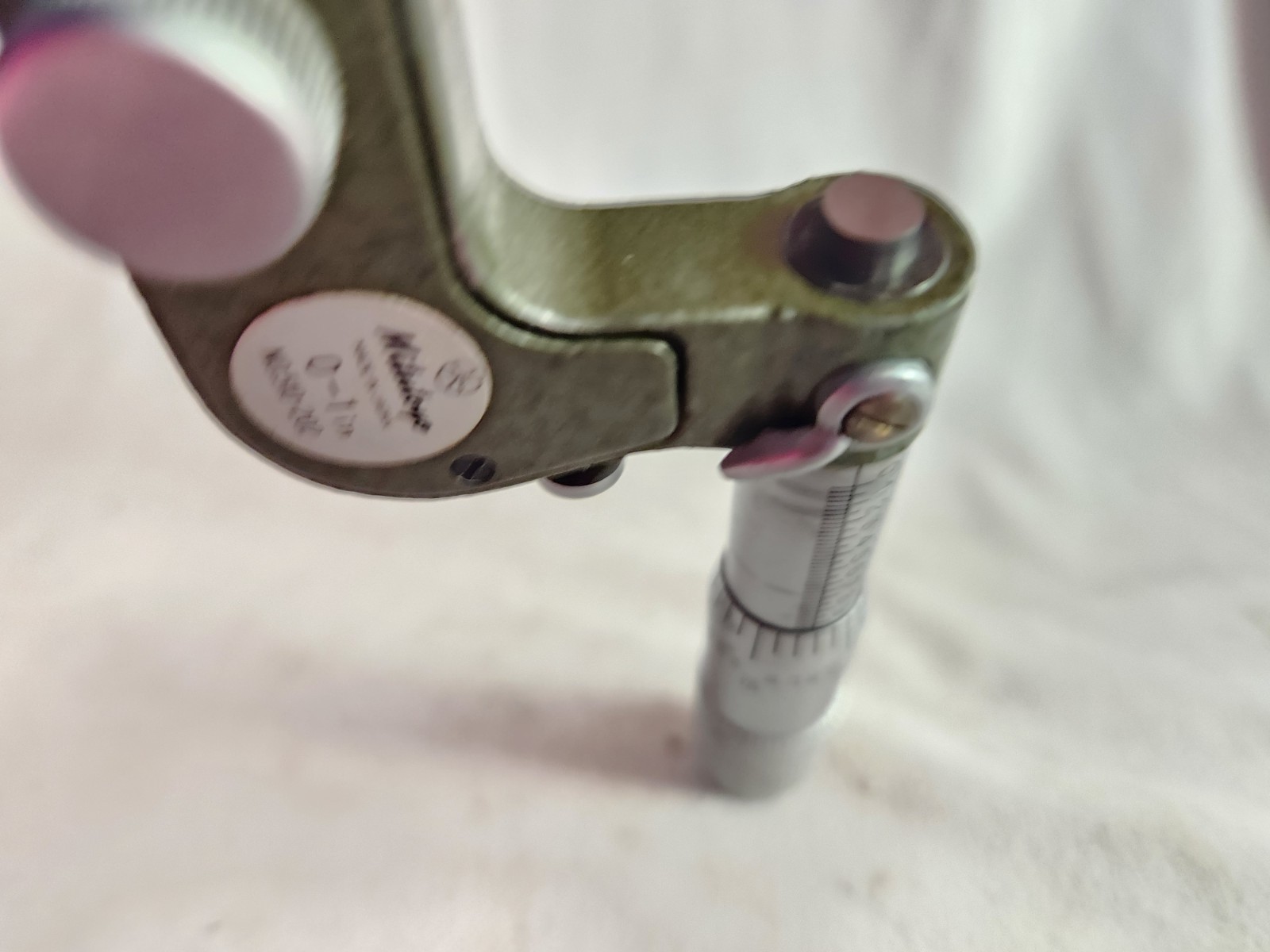 Mitutoyo Indicating Micrometer 0-1” 510-202 .0001" Resolution