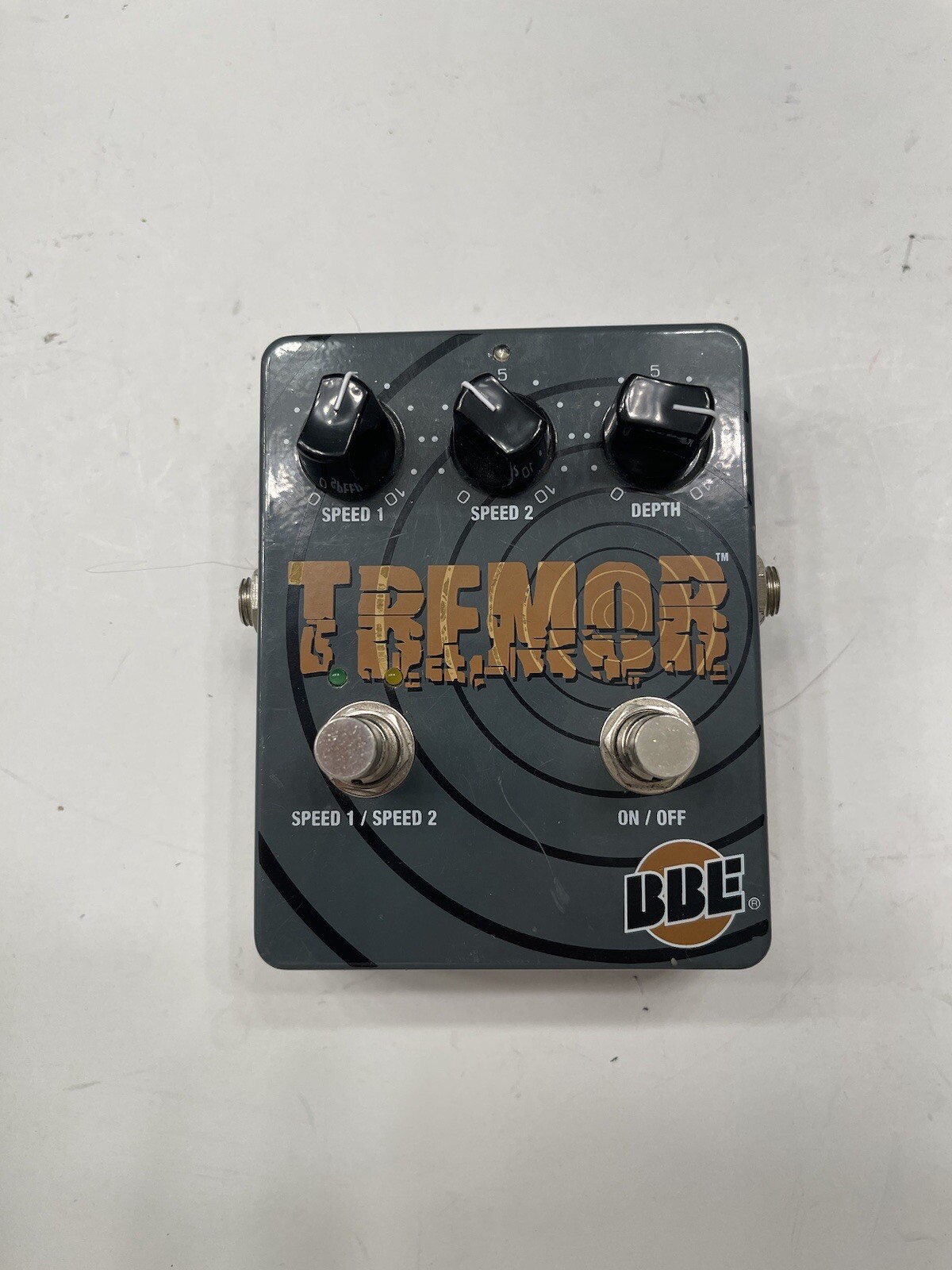 BBE Tremor V1 Optical Tremolo Analog Dual Mode Rare Guitar Effect Pedal