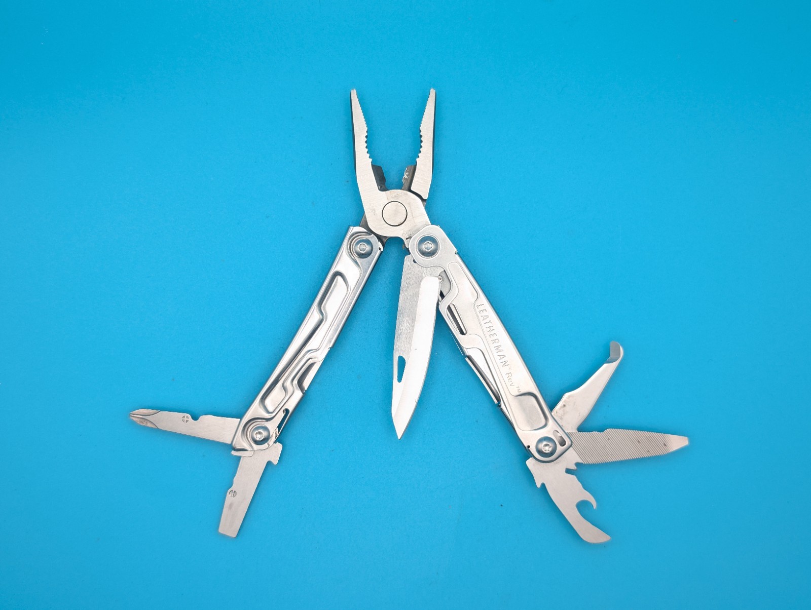 Leatherman Rev 3.8" Multi-Tool, Stainless!