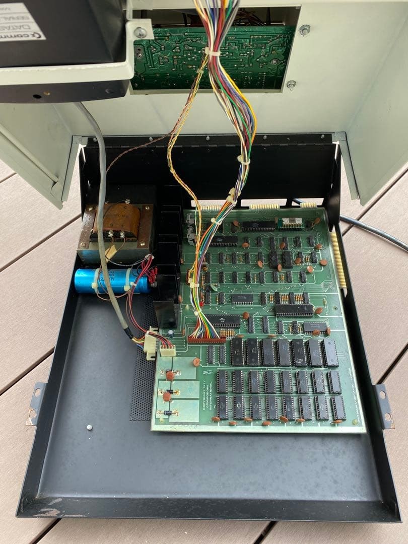 Commodore PET 2001-8 Vintage Computer Powers On Only 100V