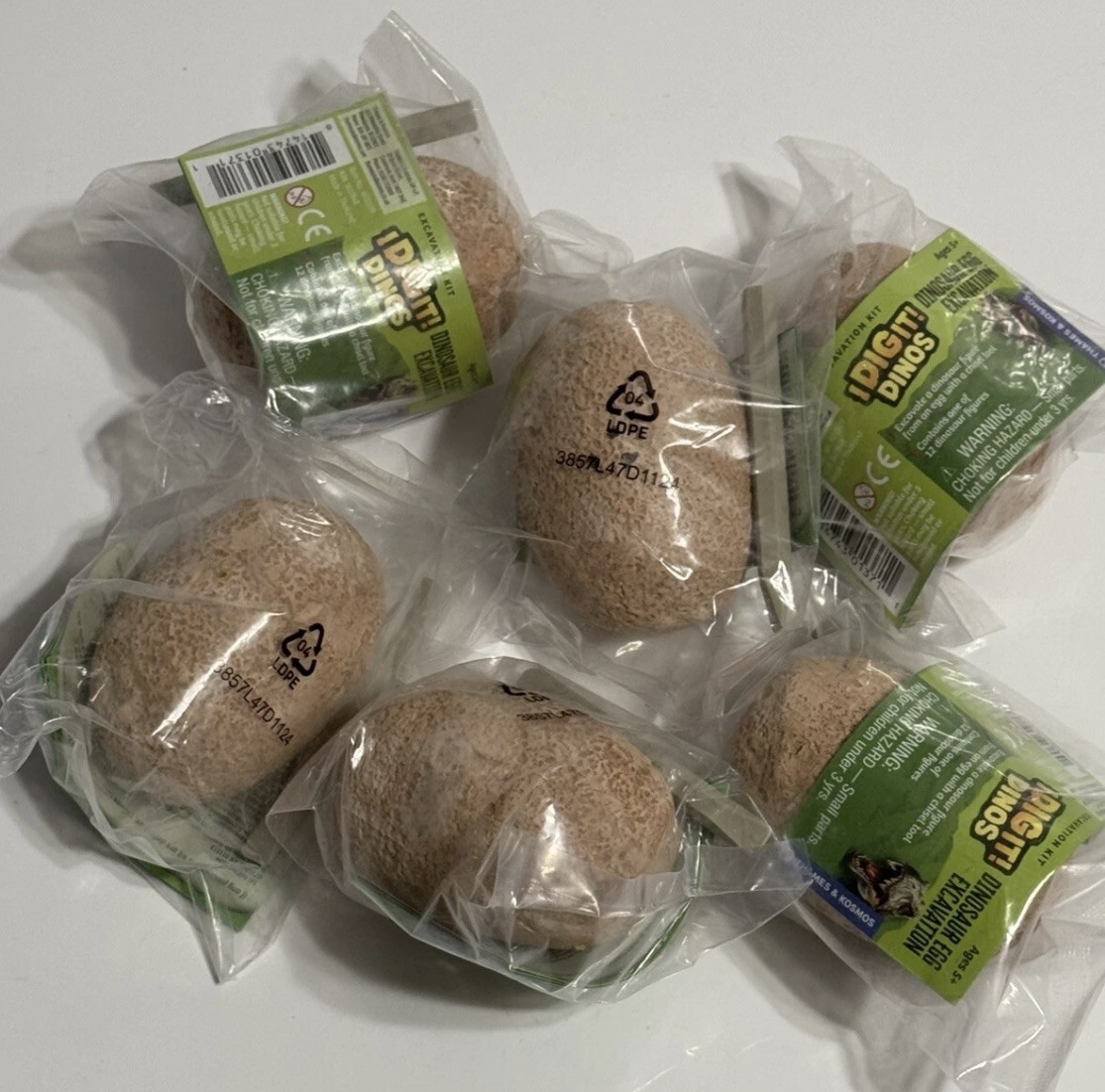 6 Pack Thames & Kosmos I Dig It Dinos Dinosaur Egg Excavation Kit Mystery Dino