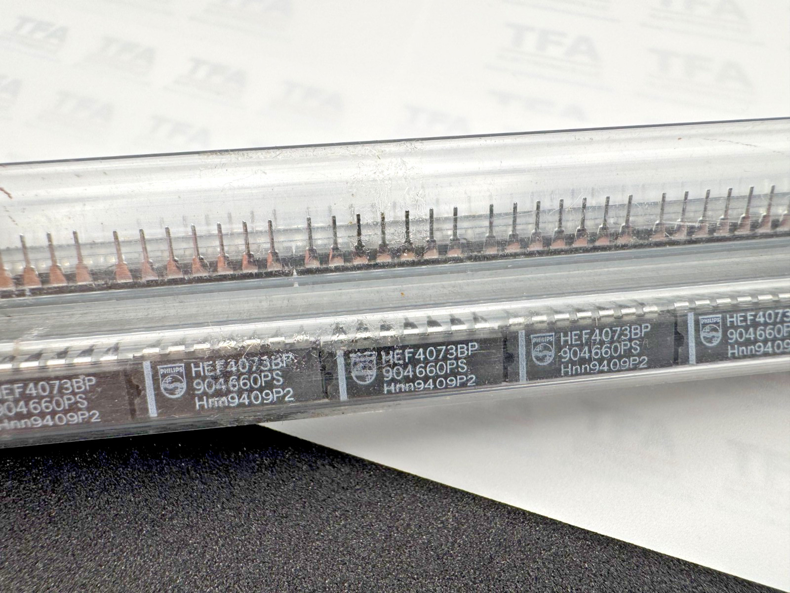 5 PCS HEF4073BP Philips Triple 3-Input AND Gate IC CMOS DIP14