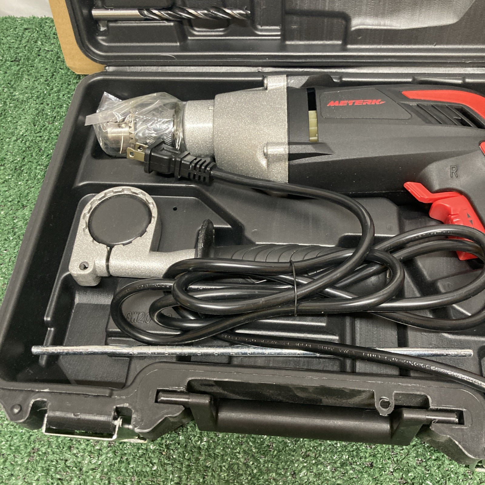 Meterk Impact Drill - Bits- Chuck- New (OKEB-09-012)