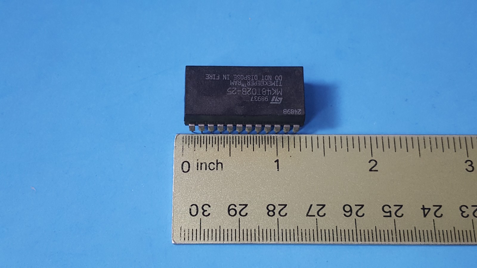 ONE- IC TIMER, PDIP24, STMicroelectronics, TIMEKEEPER SRAM, MK48T02B-25