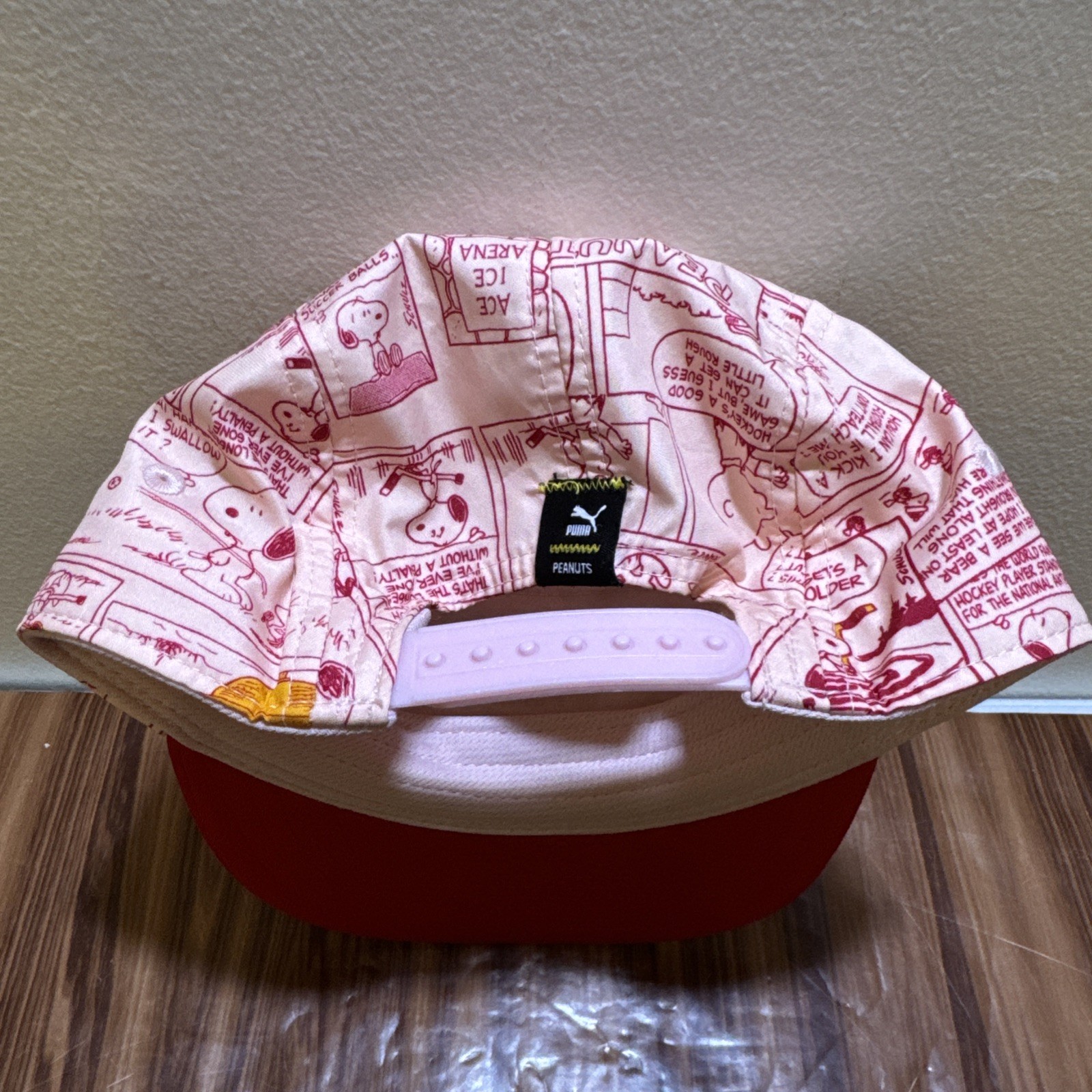 PUMA x PEANUTS Snoopy 5 Panel Kids' Cap Hat Snap Back Red Pink Comic