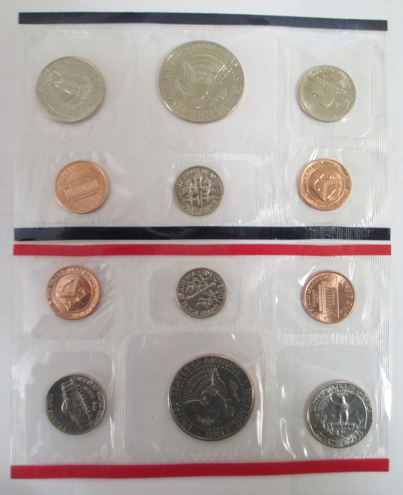 1992 US Mint Uncirculated Coin set with envelope and Specs.
