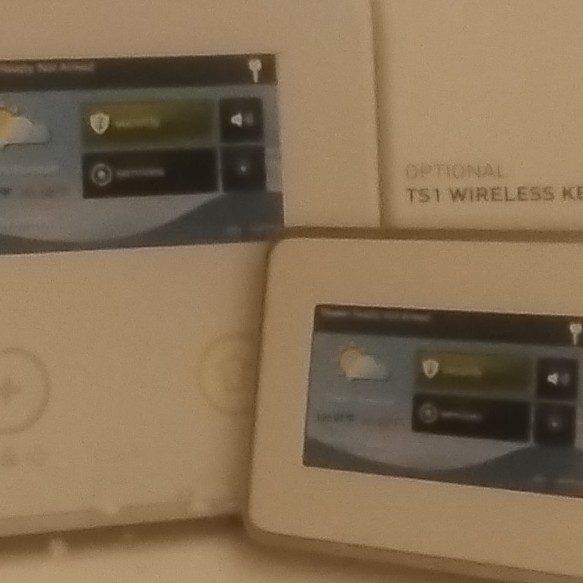 2GIG 2GIG-TS1 Wireless Touch Screen Touchscreen Indoor Keypad White