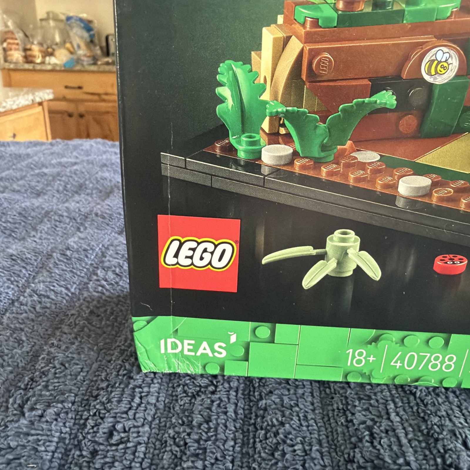 LEGO 40788 Friendly Snails NISB. Ships Fast