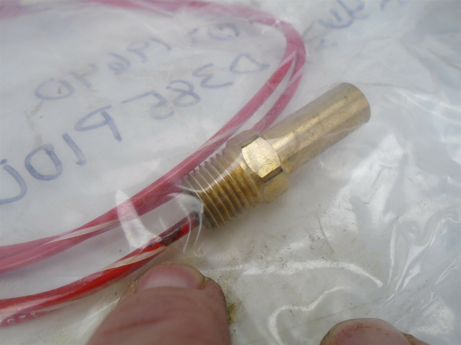 ADVANCED CONTROL - B4103FD385P100 -TEMPERATURE SWITCH set NC OPENS @ 38C / 100F°