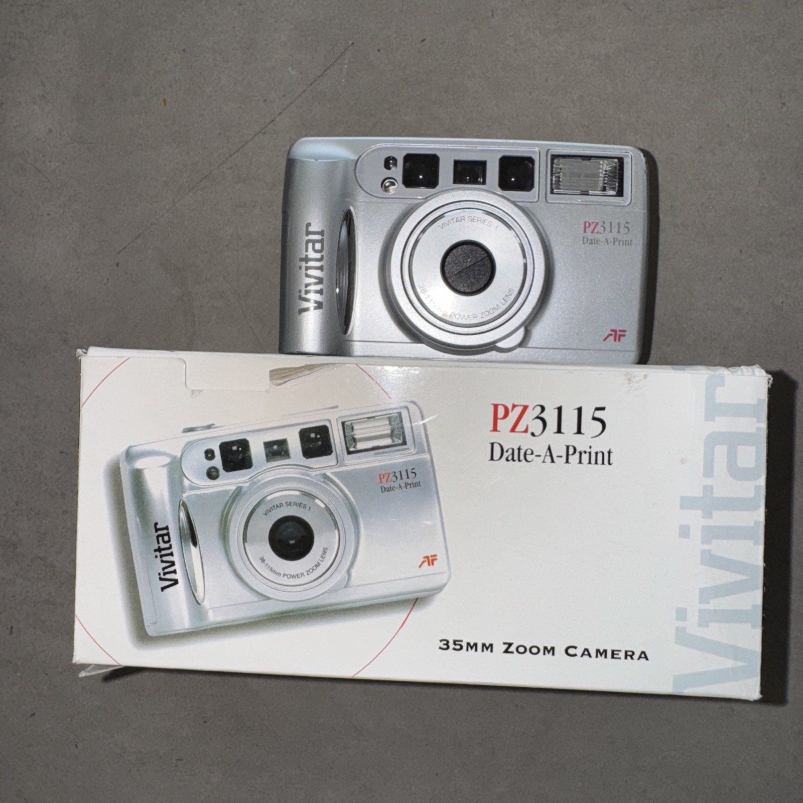 Vivitar PZ3115 Date-A-Print Zoom 35mm Point & Shoot Film Camera -for parts only-