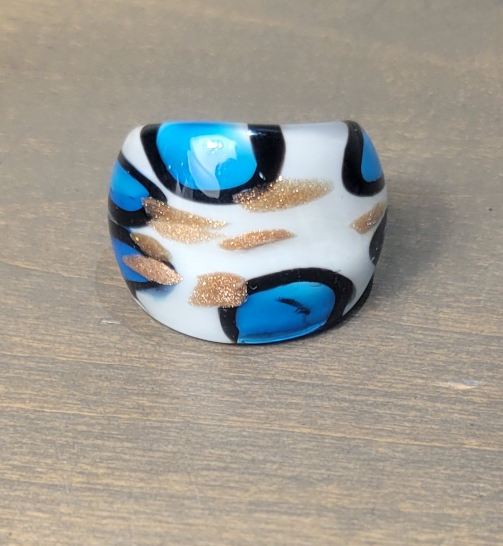 Hand Blown Art Glass Ring Wide Dome Blue Cheetah Print Glitter Gold Size 7.5