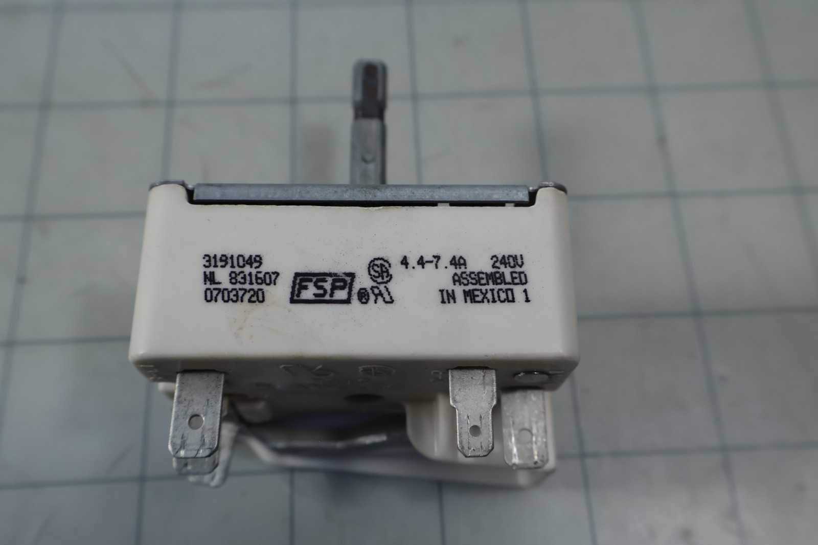 Whirlpool 3191049 / WP3191049 Range Surface Element Infinite Switch NEW