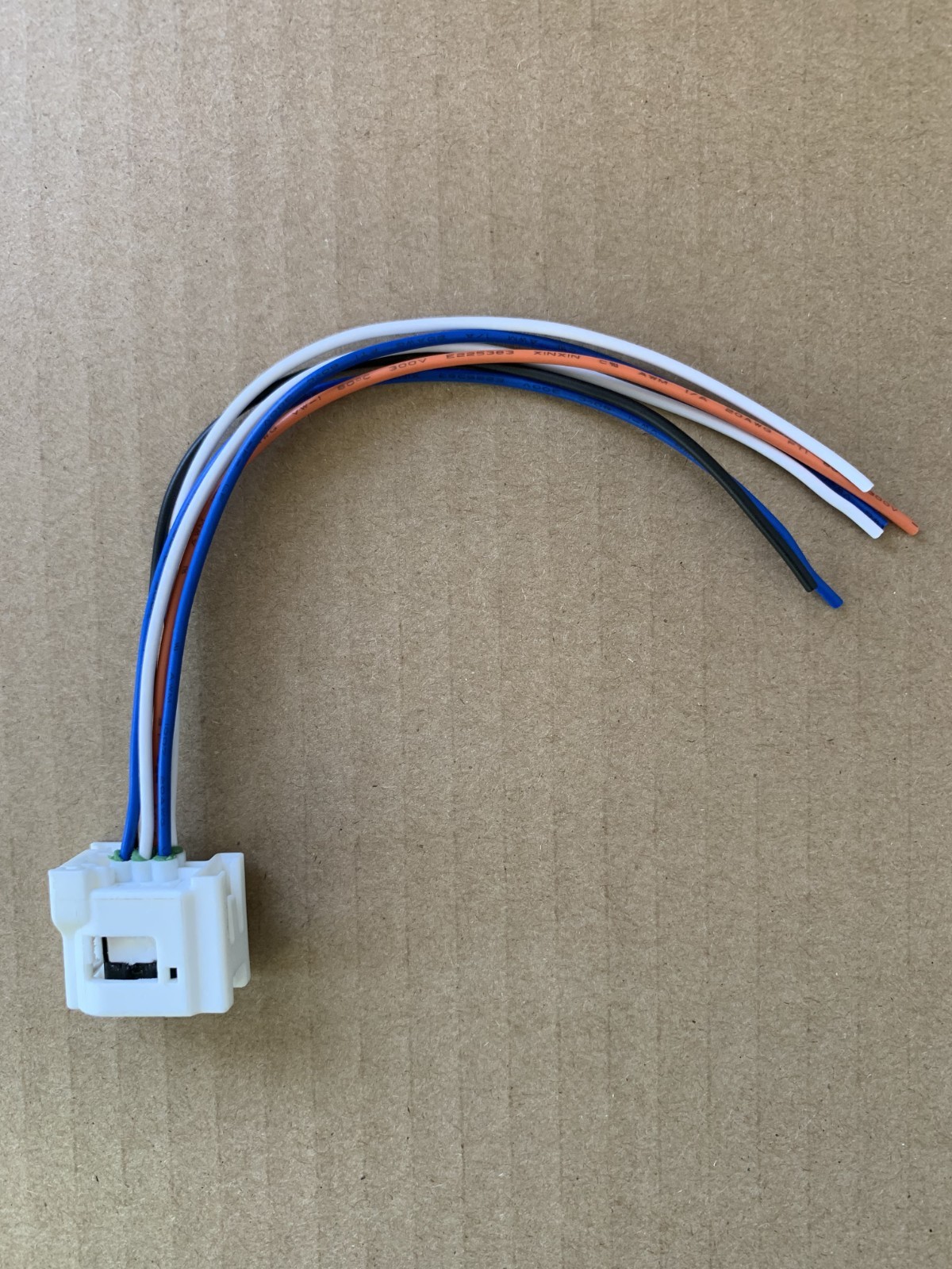 New For 2013-2016 Toyota 6-Way Parking Sensor Connector Harness 6189-1142