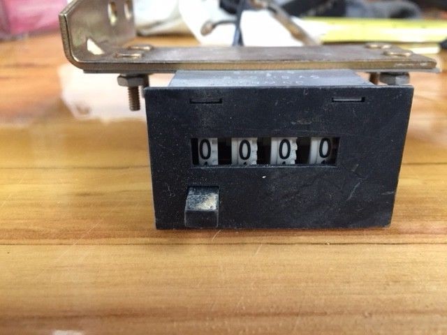 Lot of 3- METER/COUNTER 4 DIGITS 115 Volts AC FORM # X177604E 6 Watts w/Bracket