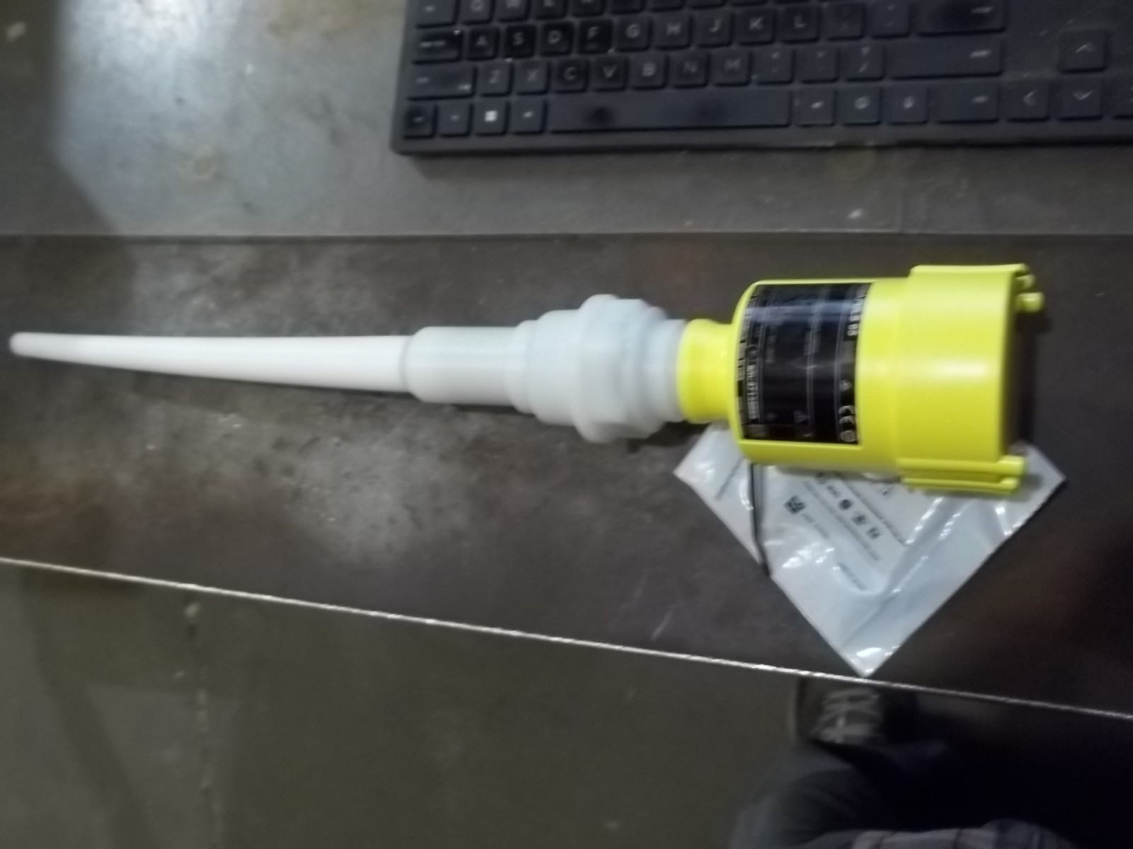 VEGA PS65.XXKNPHKNAX VEGAPULS 65 RADAR LEVEL TRANSMITTER PROBE (RR4)