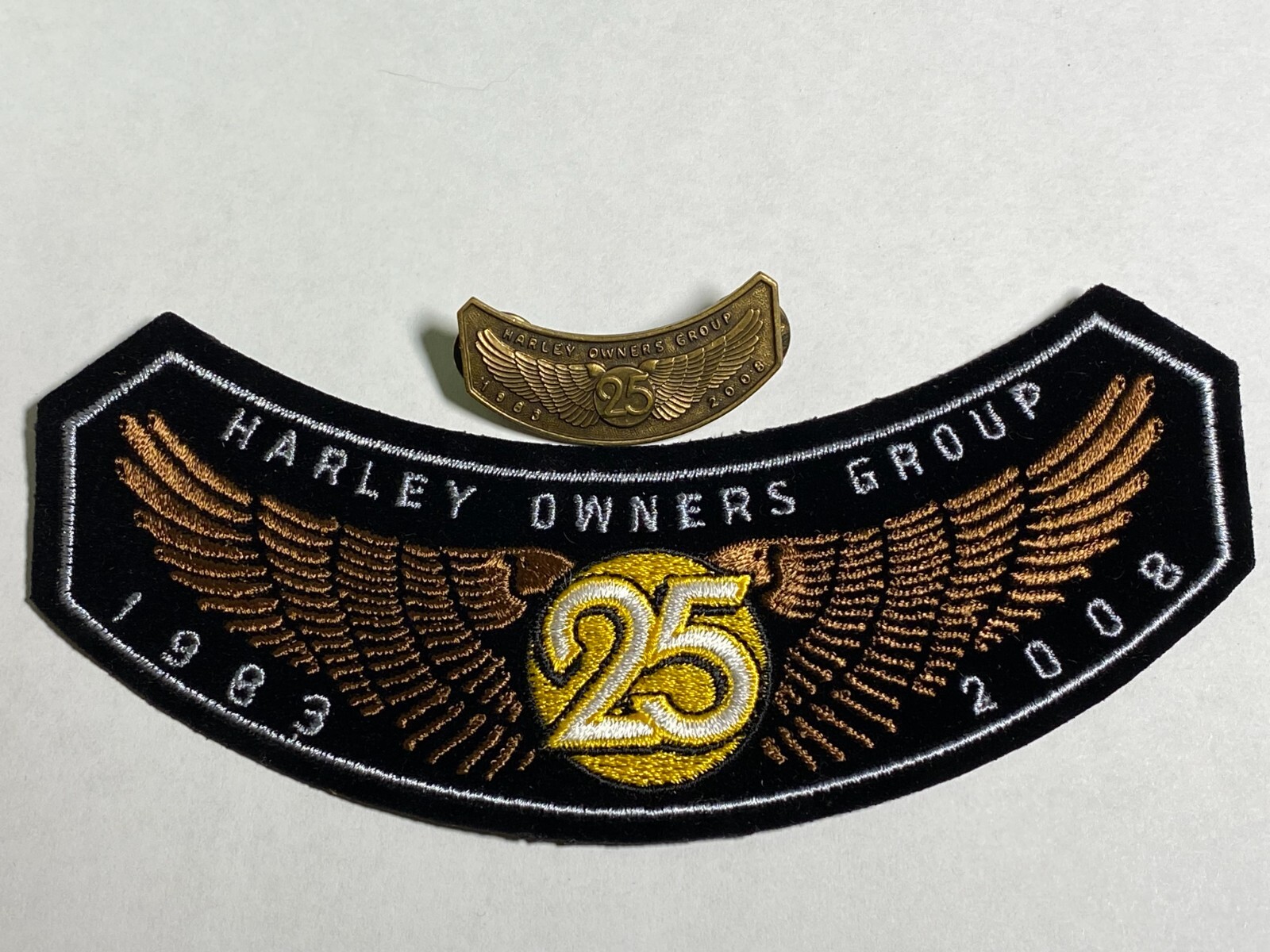 2008 Harley Davidson Owners Group (HOG) 25 Years Rocker Patch & Pin Set