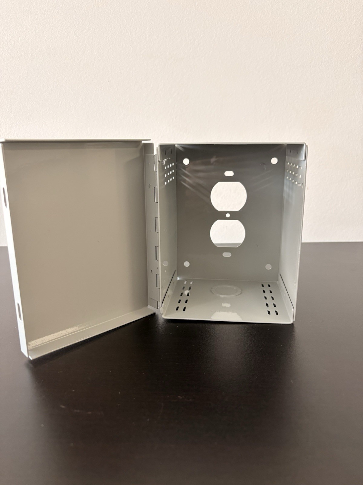 Honeywell K14358 Wall Outlet Box