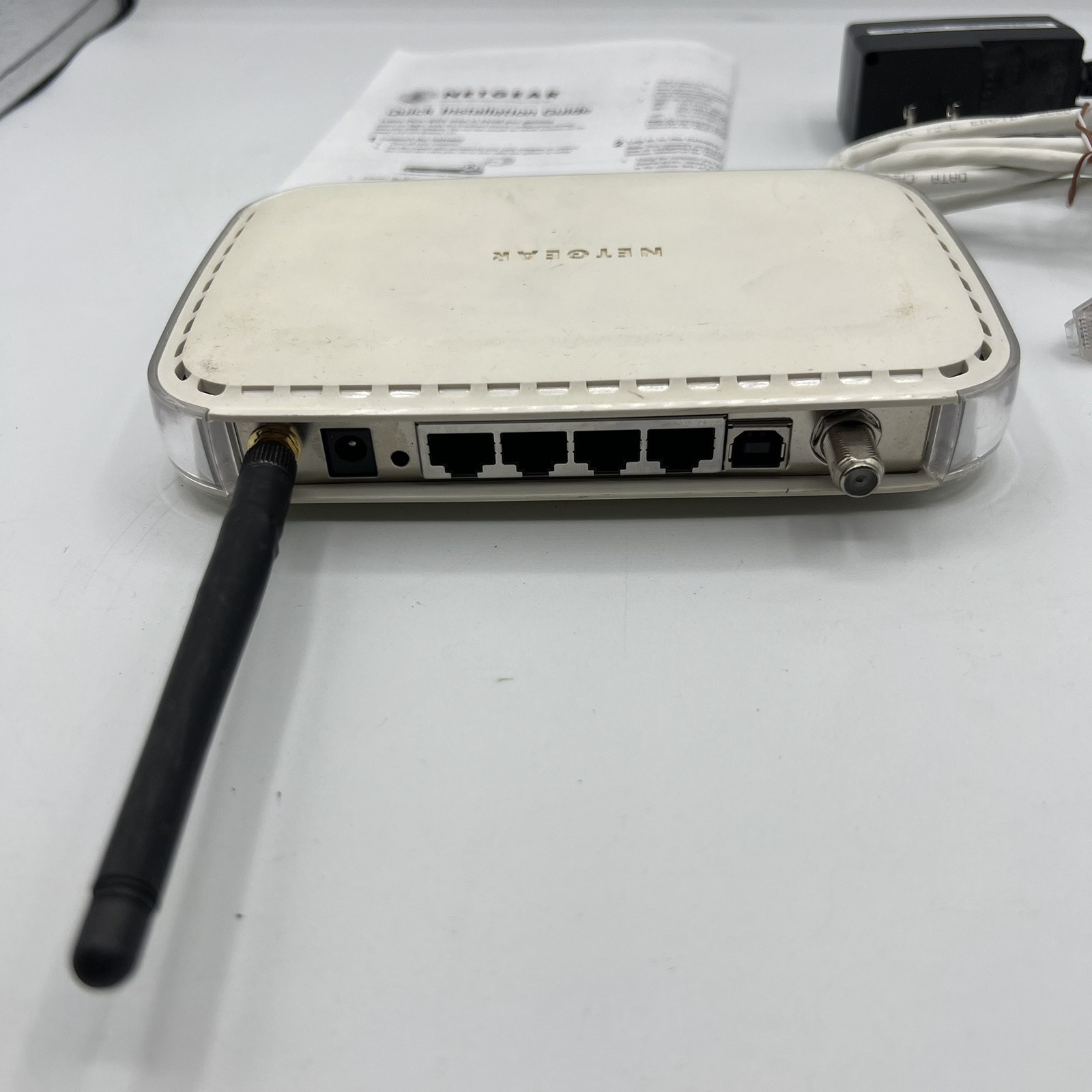Netgear Wireless Cable Modem Gateway Router CG814GCMR