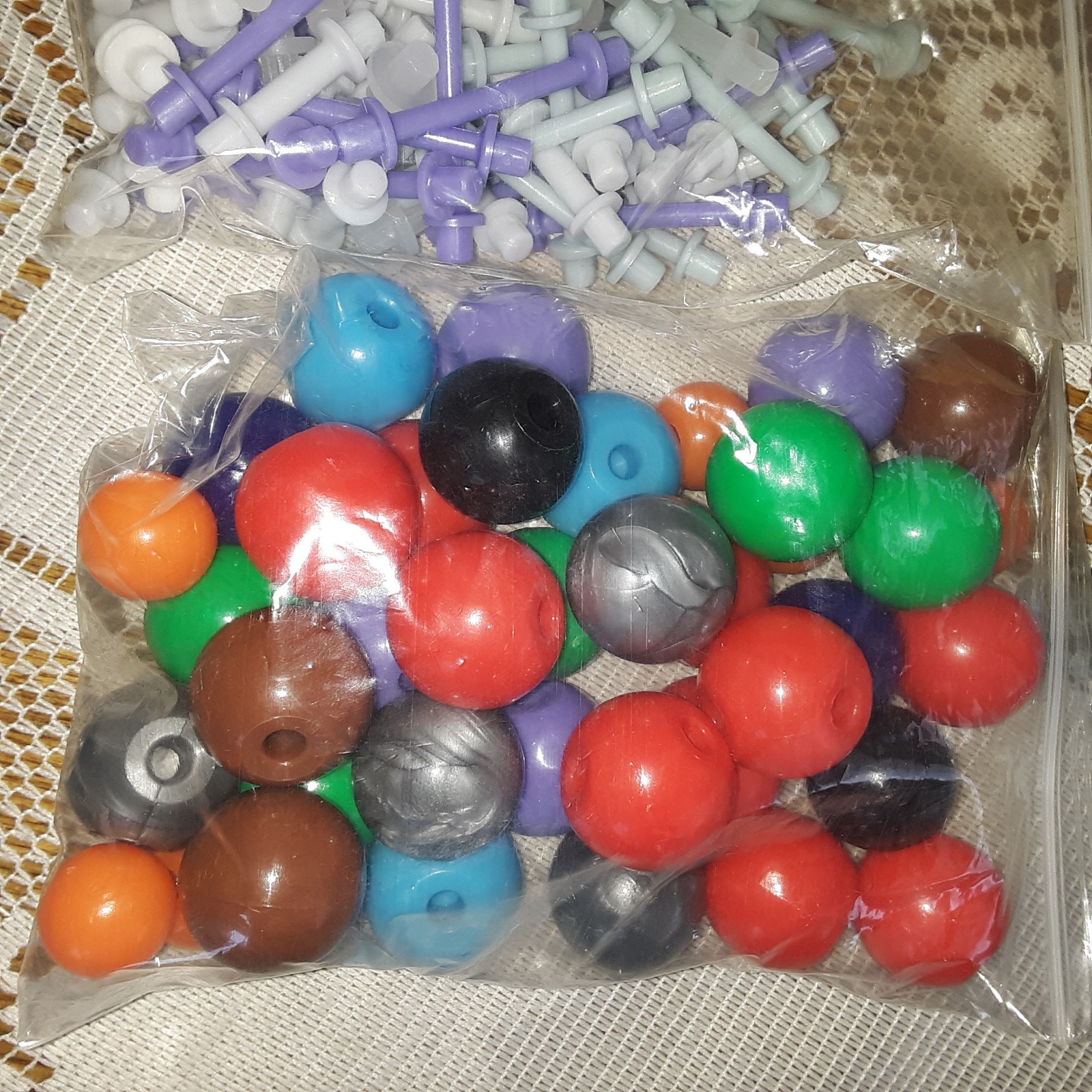 MOLECULAR MODELS SET 444 Pieces Educational School Molecules