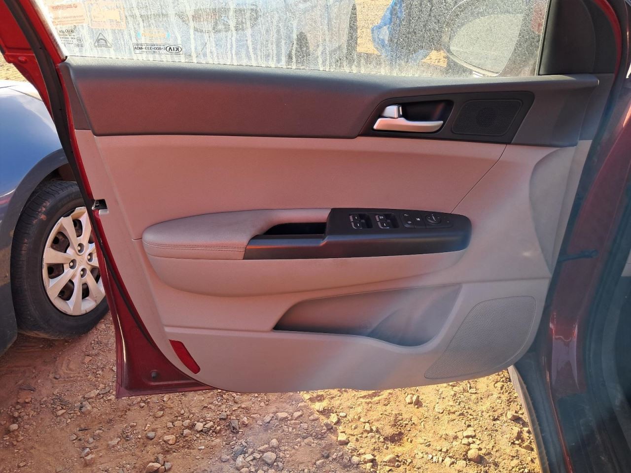 SPORTAGE 2017 Glove Box 4777597