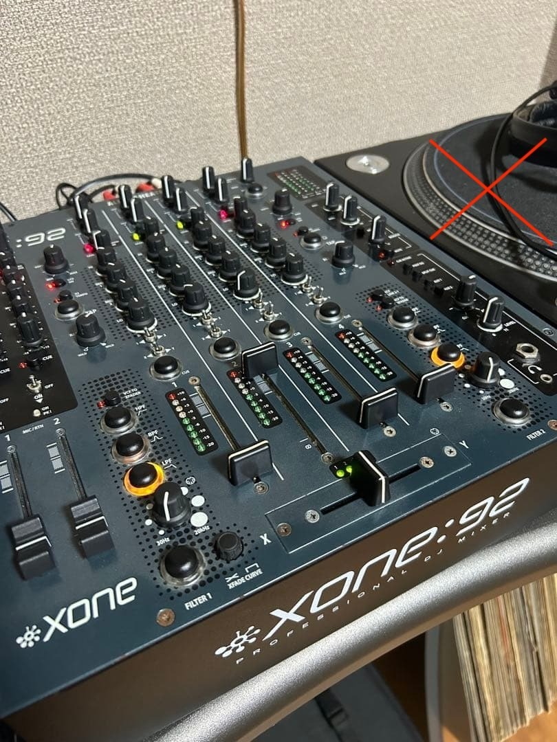 Allen & Heath Xone:92 Professional 6-Channel Club/DJ Tested Mixer High-end