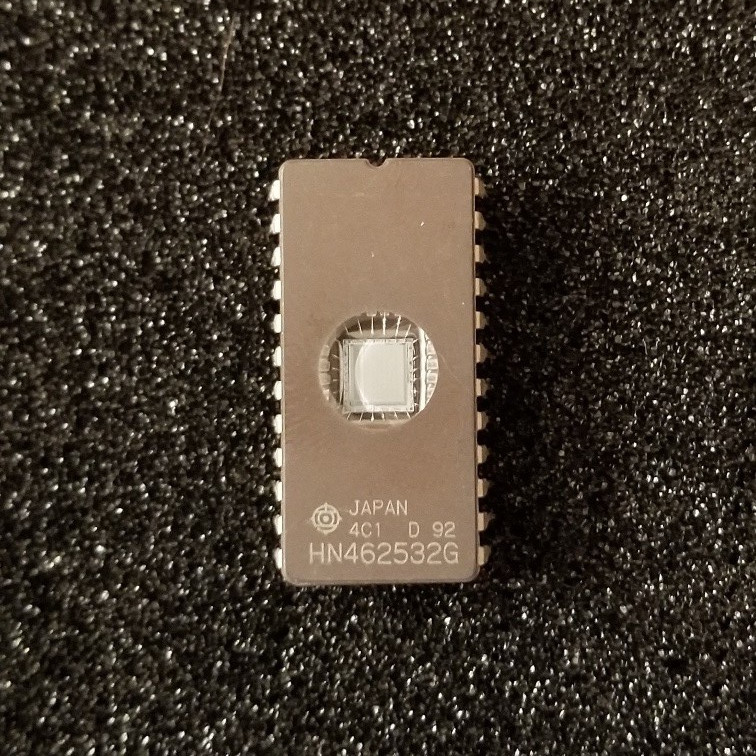 10pcs HITACHI  HN462532G 462532 2532 4 X 8  32Kbit UV EPROM CDIP24, never used