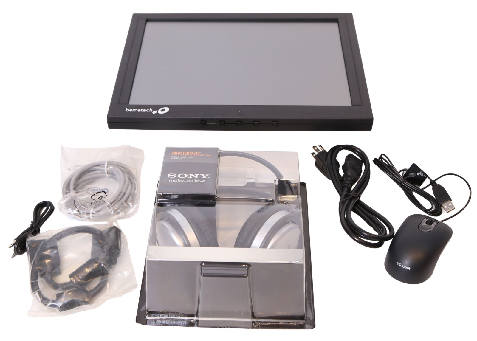 Logic Controls LW3170 eLearning Terminal; Wall-Mount Wired, w/Peripherals