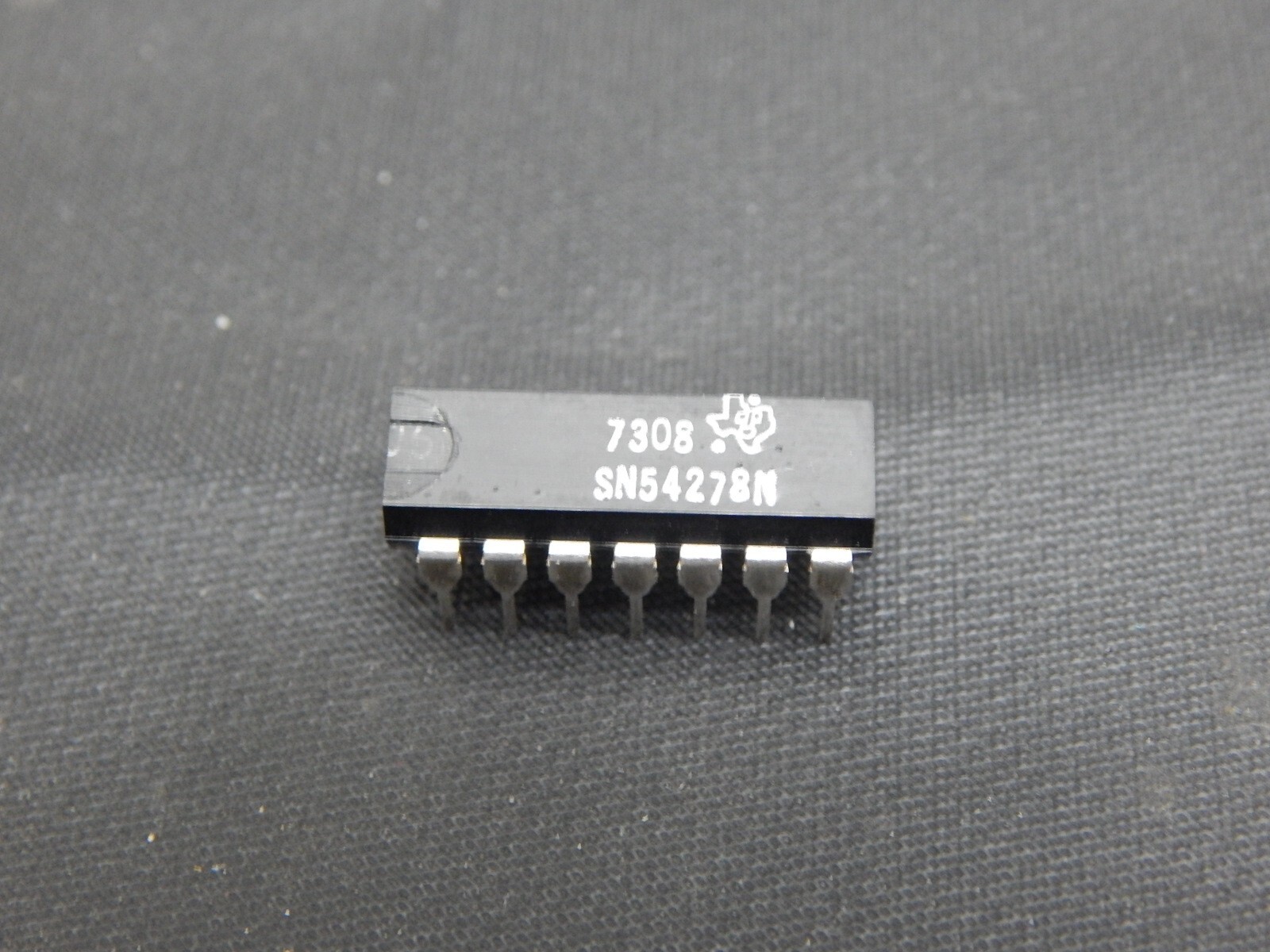 TEXAS INSTRUMENTS TI SN54278N 14 PIN DIP IC - USA SELLER FAST SHIPPING