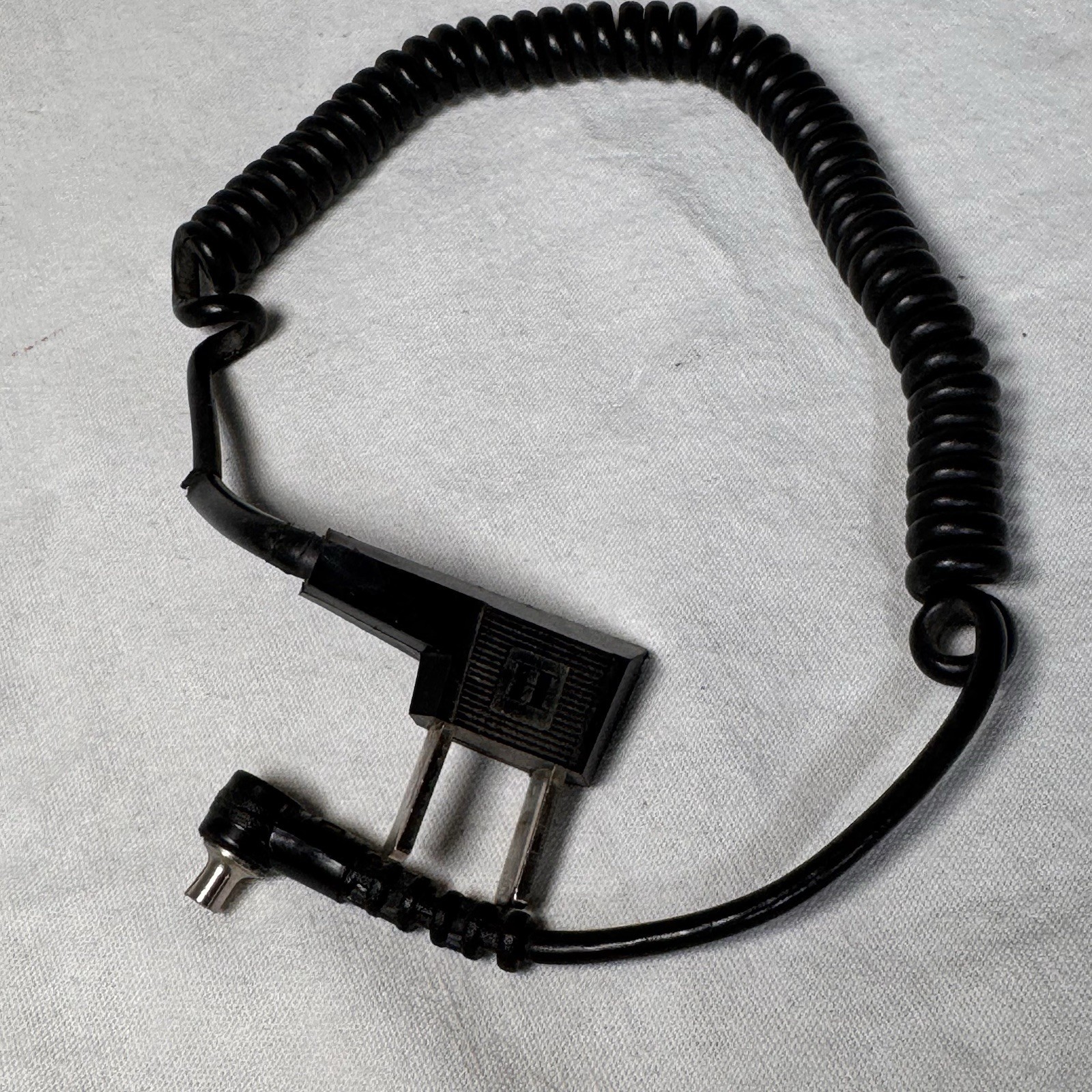 Honeywell Heiland Futuramic Strobonar Flash Model 65C Black Power Cord For Flash