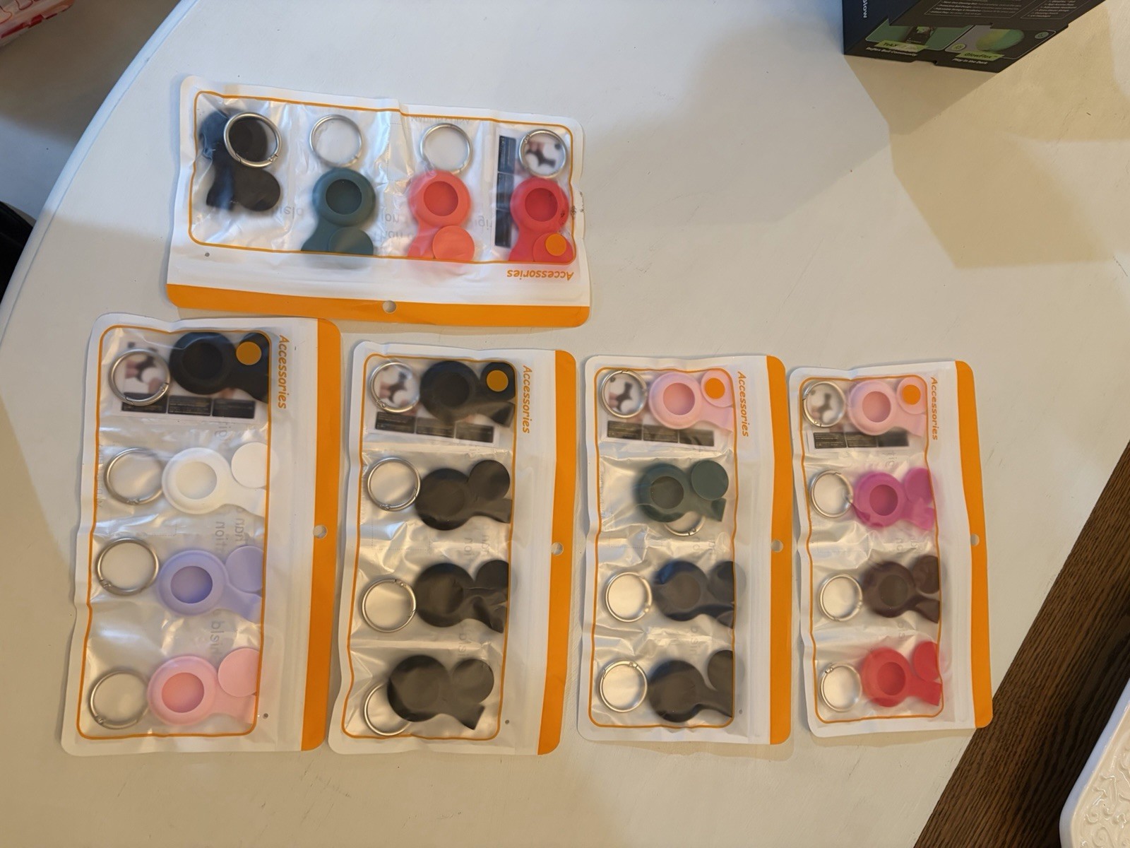 4 Pack for Airtag Holder Case with Keychain, Soft Silicone Airtags 4Pack New