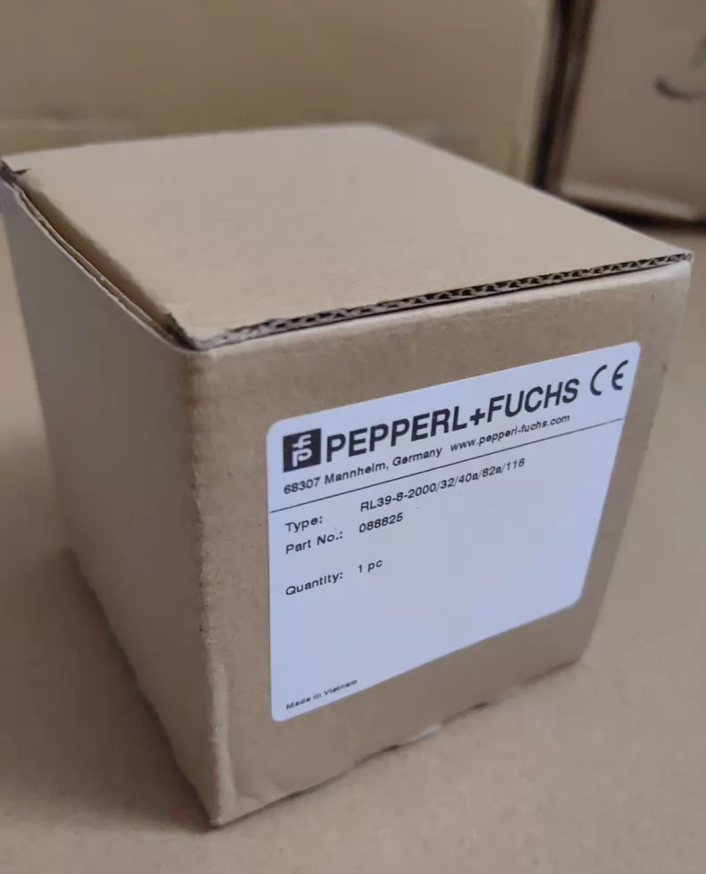 Pepperl+Fuchs RL39-8-2000/32/40A/82A/116 Photoelectric Sensor