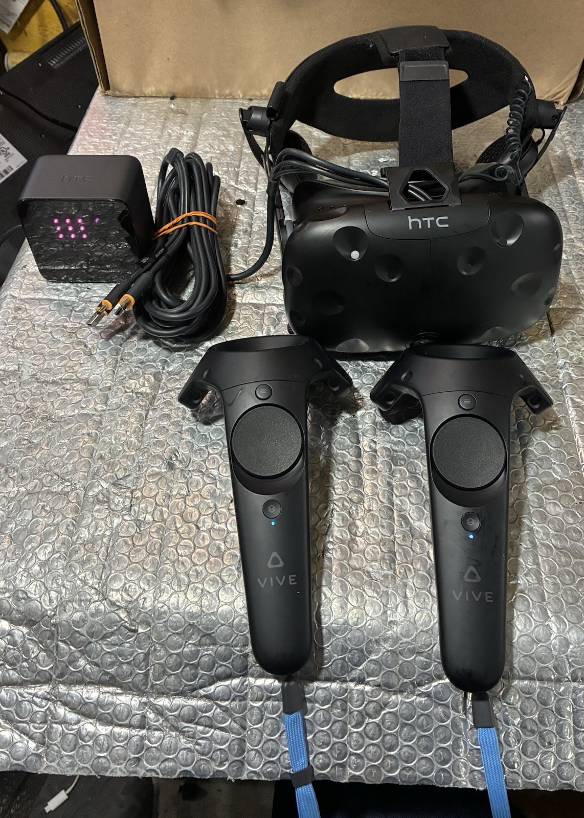 HTC Vive VR Headset Kit w/ 2 Controllers, 1 Base Station With Power Adapter