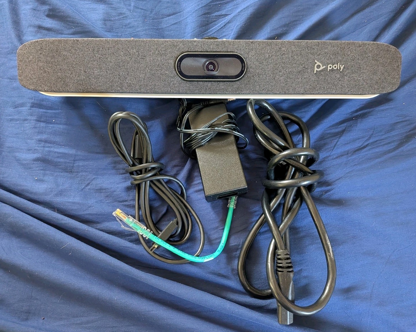 POLY STUDIO X30 ALL-IN-ONE VIDEO BAR + Power and Cables, NO CONTROLLER*