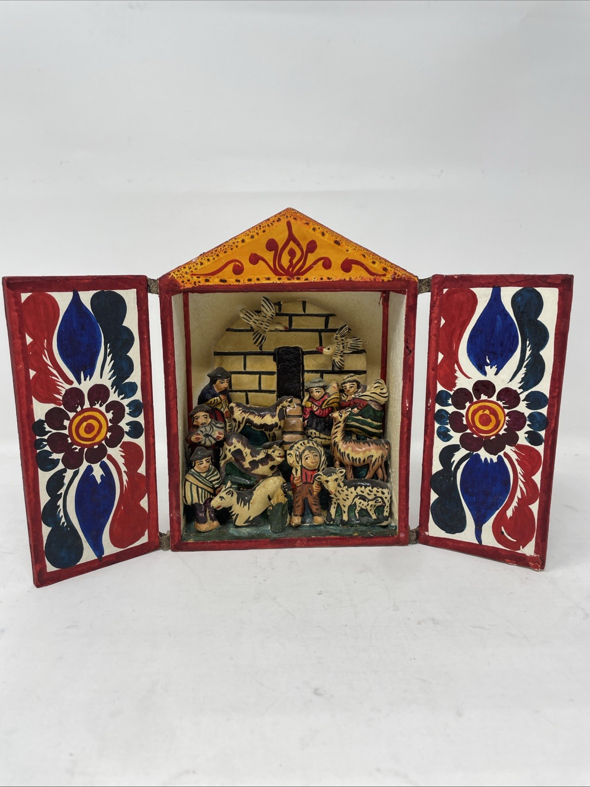 Peruvian Nativity Christmas Scene Wooden Hand Painted Altar Box Artist Signed